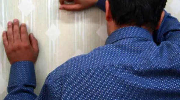 آبرویم رفت همه مرا در وضیعت بد کنار یک مرد غریبه دیده بودند