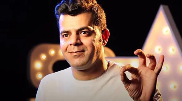 مهدی خواننده برنامه استیج درایران به دنبال مجوز خوانندگی+عکس