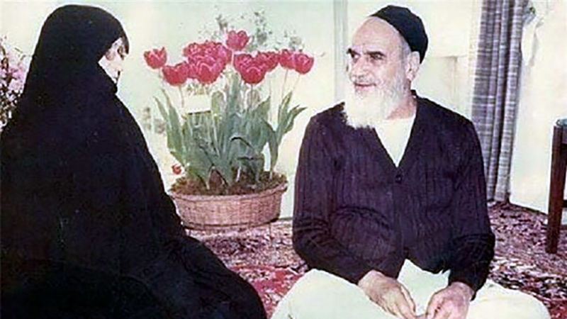 امام خمینی  و همسرش