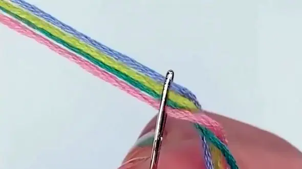 روش جالب برای سوزن کردن چند نخ + فیلم