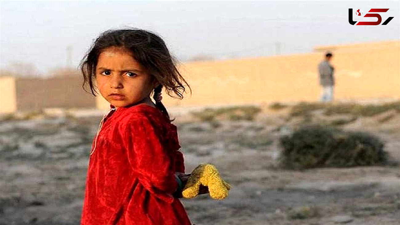 اقدام زیبای مرزبانان ایرانی با یک دختربچه افغانستانی