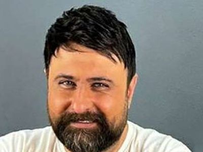 دانلود آهنگ باشکوه محمد علیزاده عشق فوق العاده / کی می خوای بشینی تا من از خودم بگم باز ...