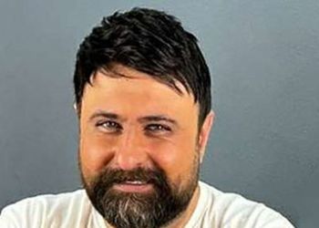 دانلود آهنگ باشکوه محمد علیزاده عشق فوق العاده / کی می خوای بشینی تا من از خودم بگم باز ...