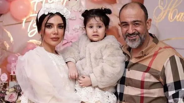 سورپرایز لاکچری مهران غفوریان برای همسرش با گل و شمع+ عکس