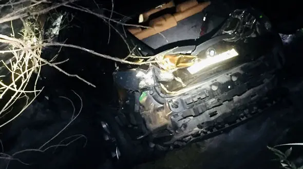 گرانترین سقوط به دره در جاده چالوس / ایمنی این ماشین لوکس خیره کننده بود! + عکس