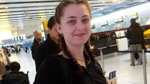 دردسر سفر مجردی دختر زیبا به تایلند + عکس