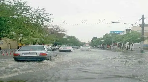
آب گرفتگی برخی نقاط مشهد در پی بارندگی های اخیر