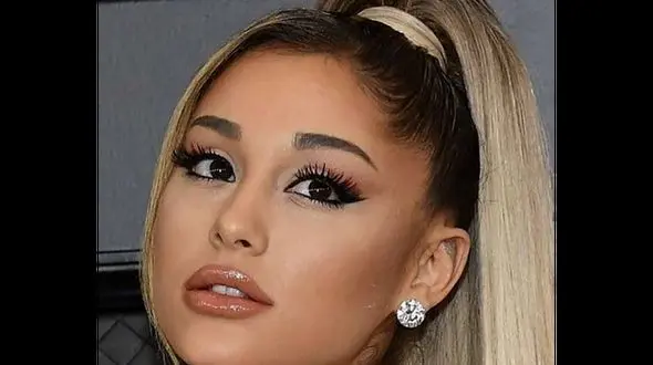 فارسی حرف زدن شوک آور خانم خواننده خارجی ! /  آریانا گرانده برای طرفداران ایرانی‌اش