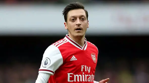 حمایت دوباره اوزیل از مردم لبنان و غزه / امروز لبان و فردا همه جهان