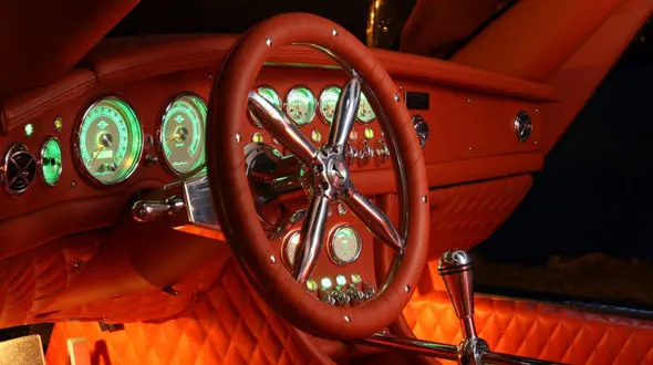 10 فرمان فوق العاده تاریخ اتومبیل + تصاویر