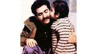عکسی قدیمی از خواننده معروف ایرانی در حال بوسیدن پدرش! +عکس 
