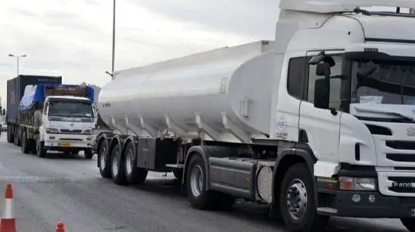 فاجعه در بزرگراه همت / تانکر سوخت از مسیر خارج شد!