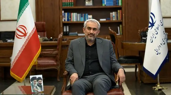 مدنی زاده: اصلاح نظام بانکی با بانک آینده پایان نیافته است / سرمایه‌گذاری برای بهبود درآمد آینده کشور در دستور کار دولت
