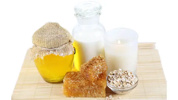 خواص ضد پیری شیر عسل