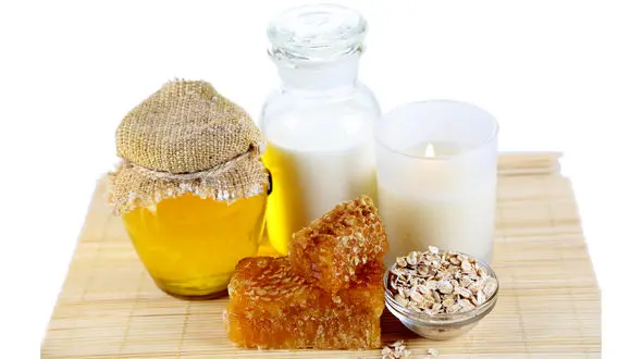 خواص ضد پیری شیر عسل