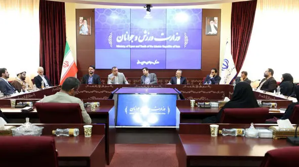  توجه به نسل جوان، ضامن آینده کشور است/ جوانان باید به فکر کردن، مطالعه و کار اجرایی سوق داده شوند 