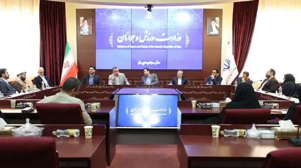  توجه به نسل جوان، ضامن آینده کشور است/ جوانان باید به فکر کردن، مطالعه و کار اجرایی سوق داده شوند 