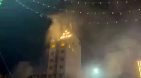 آتش‌سوزی در شارع‌العباس (ع) در شهر کربلا + فیلم