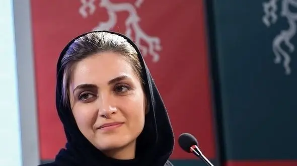 الناز ملک: من لهجه ترکی رو بهتر از زبان ترکی صحبت می کنم/ من خیلی دیر به فیلم اضافه شدم و همزمان با این فیلم نیم‌شب را بازی کردم