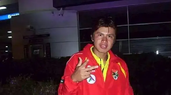 نخستین فوتبالیست کرونایی جان باخت + عکس