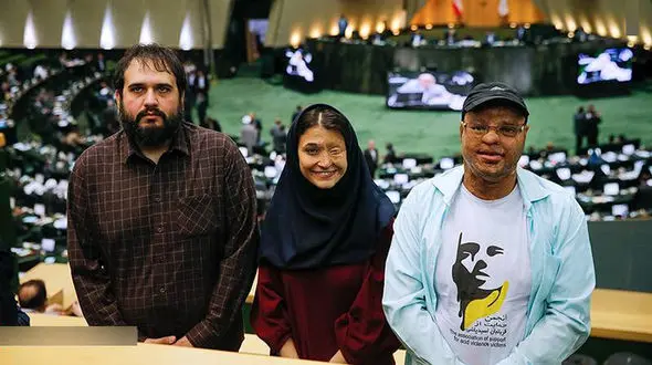 قربانی اسیدپاشی در مجلس / نه قصاص می‌خواهم نه اعدام+ عکس