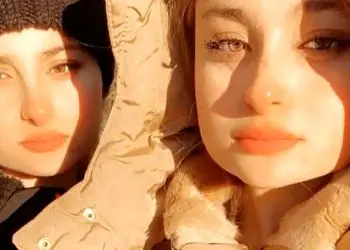 عکس سفر در زمان / «نقی، سارا و نیکا» در پشت صحنه سریال پایتخت 5 /  سال 96 تفنگ به دست