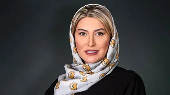 بی آبرویی بزرگ برای خانم بازیگر ایرانی / این زن فریبا نادری نیست؟!