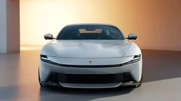 معرفی فراری آمالفی 2026 ؛ ترکیب سرعت و طراحی