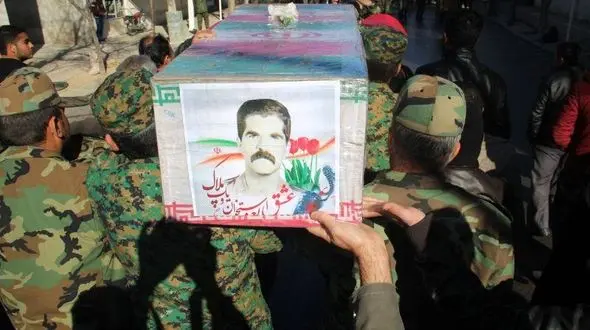 وداع با پیکرشهید مهدی کاظمی در شهر زرقان + عکس 