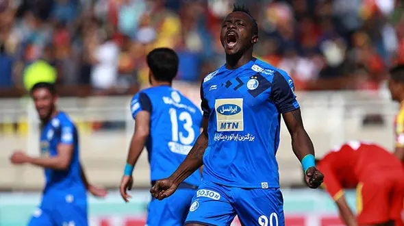 حقیقی و منشا تا اطلاع ثانوی محروم شدند/ فرهاد مجیدی در انتظار استعلام از پلیس