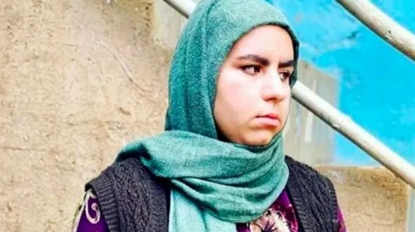 تیپ بازیگر سریال «نون خ» در دبی جلب‌توجه کرد