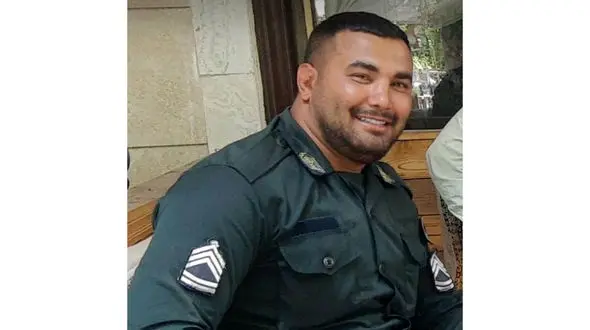 اولین فیلم  بازسازی صحنه شهادت پلیس تهرانی ! / قاتل صحنه قتل را نمایش داد !