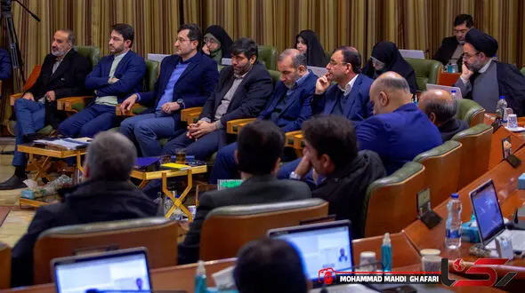 پیشنهاد ثبت «روز خنده» در تقویم تهران؛ درخواست دختر اکبر عبدی از شورا