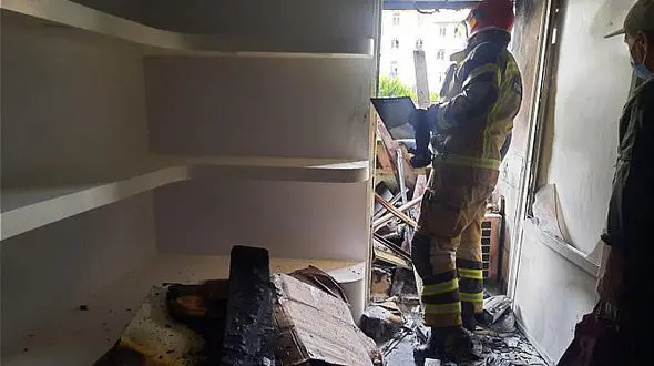 7 عکس از آتش سوزی برج معروف در غرب تهران