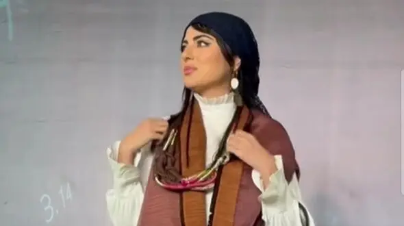 استایل بازیگران و هنرمندان در اکران آرزوهای چپکی / هدیه بازوند به سبک گوتیک، هلیا امامی به سبک بوهم، مانتو عروسکی نعیمه نظام دوست و...!