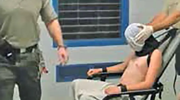 بازجویی از نوجوانان استرالیایی به شیوه گوانتانامو+عکس