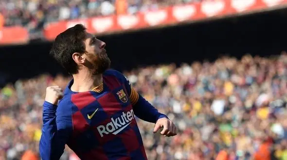 شباهت جالب لیونل مسی به مادرش + عکس 