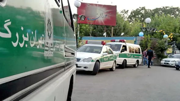 میهمانی مختلط و مستانه دختران و پسران  دوجنسه در رستوان باغ فرحزاد