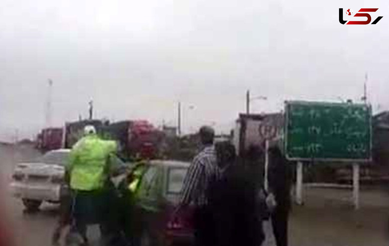 انتشار حادثه  قدیمی کتک زدن یک راننده توسط مامور پلیس راهور