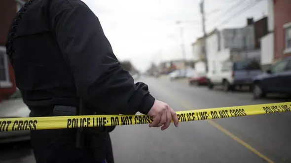 آزار و اذیت وحشیانه دختر 10 ماهه اش از سوی پدر کثیف / دوست 50 ساله این مرد نیز دستگیر شد