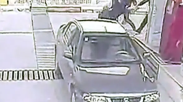 دعوای مرگبار در پمپ بنزین جاده شمال + فیلم