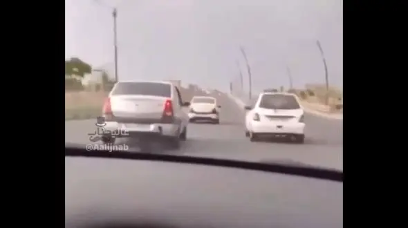 ببینید / خنده هایی که در رالی خیابانی تلخ شد / پژو 206 بعد از خط پایان واژگون شد