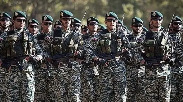 با هرگونه ماجراجویی و تهدید دشمنان کوبنده تر از قبل برخورد می‌کنیم