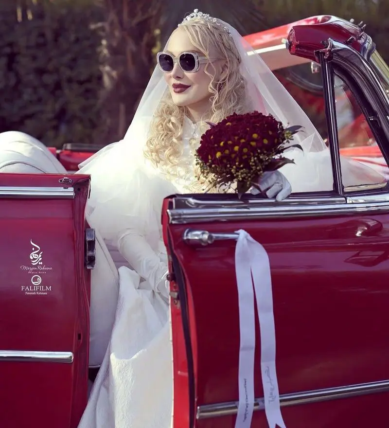 نگاهی به لباس عروس آرام جعفری / خانم بازیگر با لباس عروس اروپایی به سبک کلاسیک درخشید + عکس