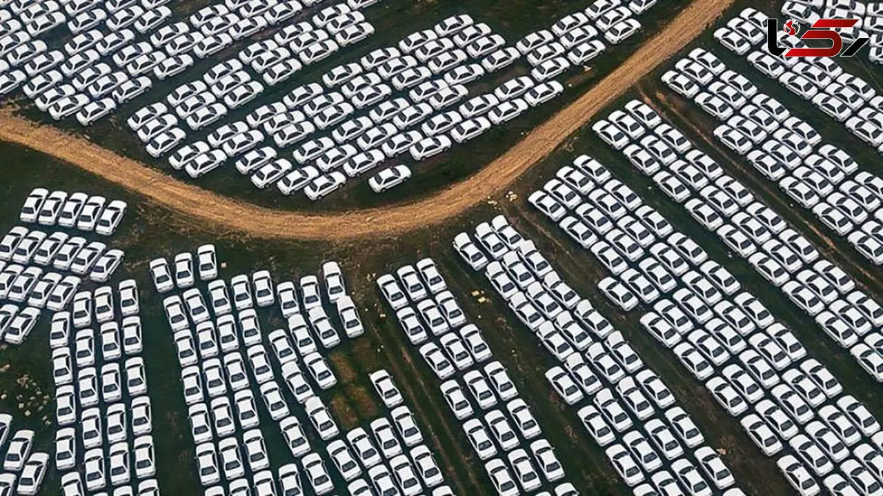 گشت‌های تعزیرات به طور سرزده از چند پارکینگ خودروسازان بزرگ بازدید کردند