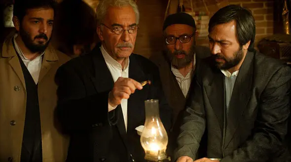 دکتر وزیری معمای شاه به زندان افتاد +عکس