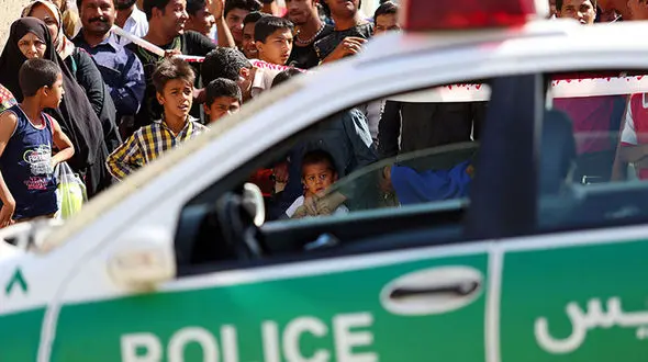 مرگ هولناک دندانپزشک در توطئه پسر ناخلف / پسر ادعا می کرد زورگیران به ماشین لوکس آنها حمله کرده اند