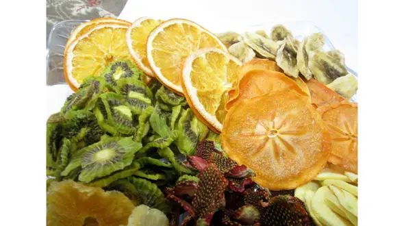 میوه خشک را بسته بندی شده  تهیه کنید