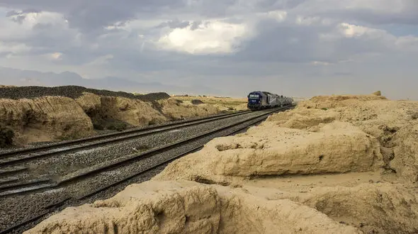 تلف شدن گوسفندان در برخورد با قطار / در زنجان رخ داد