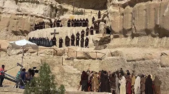 اعزام ۲ مصدوم حادثه فیلمبرداری سریال سلمان فارسی از شاهرود به تهران